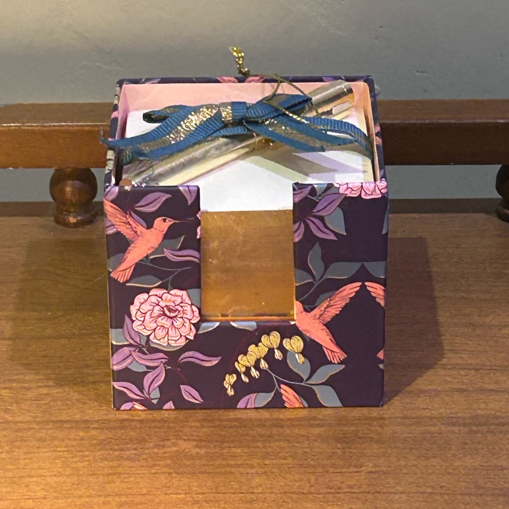 Papyrus Floral Hummingbird Note Organizer With 600 Page Notepad & Pen NWTS